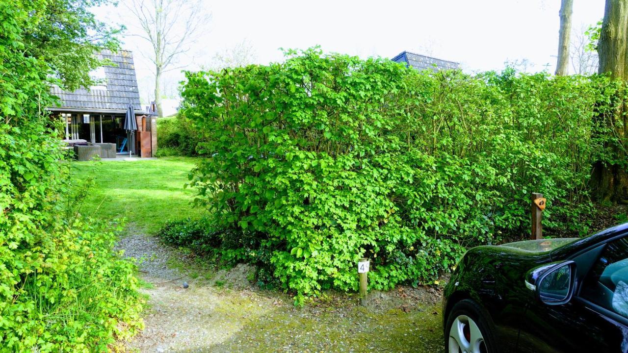 Oude-Tonge Holiday House Near Fishing Waters Zewnętrze zdjęcie